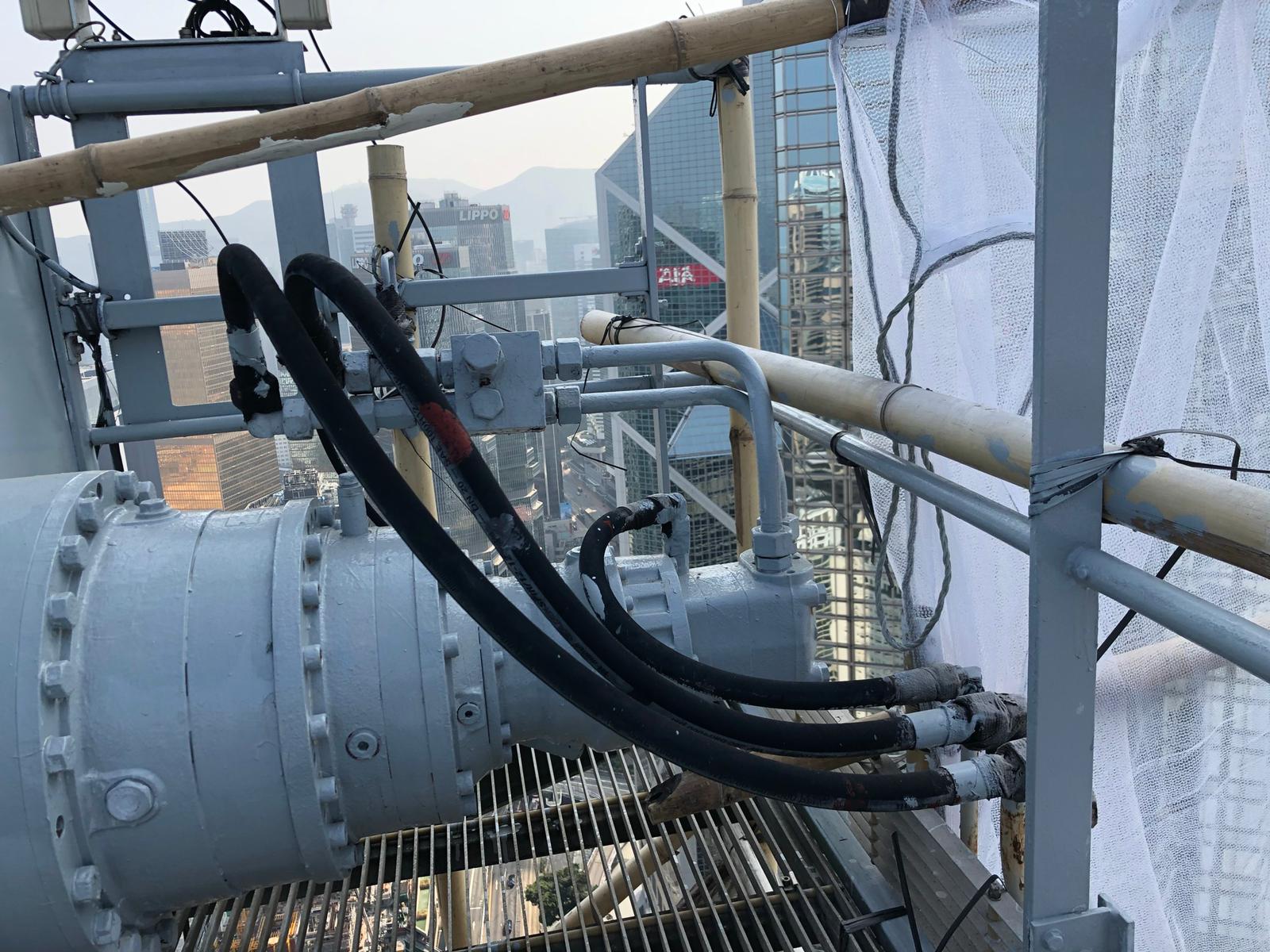 滙豐總行吊船維修工程